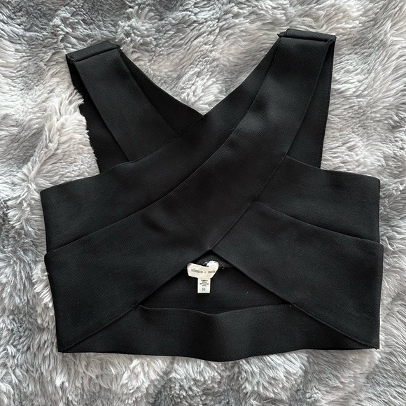 Cross Wrap Bound Crop Top - Picture 2 of 6